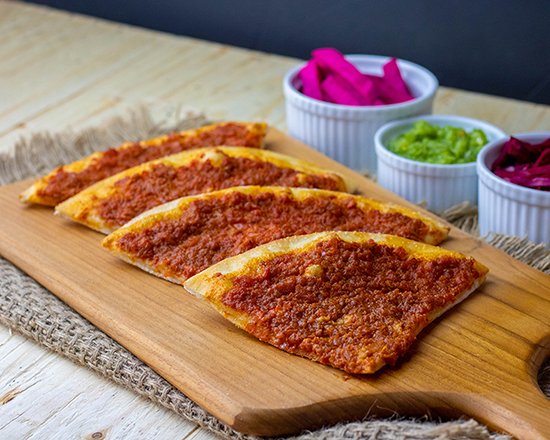 MANAKISH Muhammara